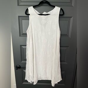 Elle White Dress with Elegant Design